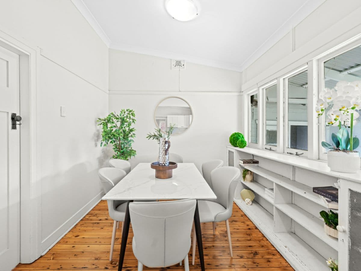 22 Weldon Street, BURWOOD, Burwood - Thumbnail 4