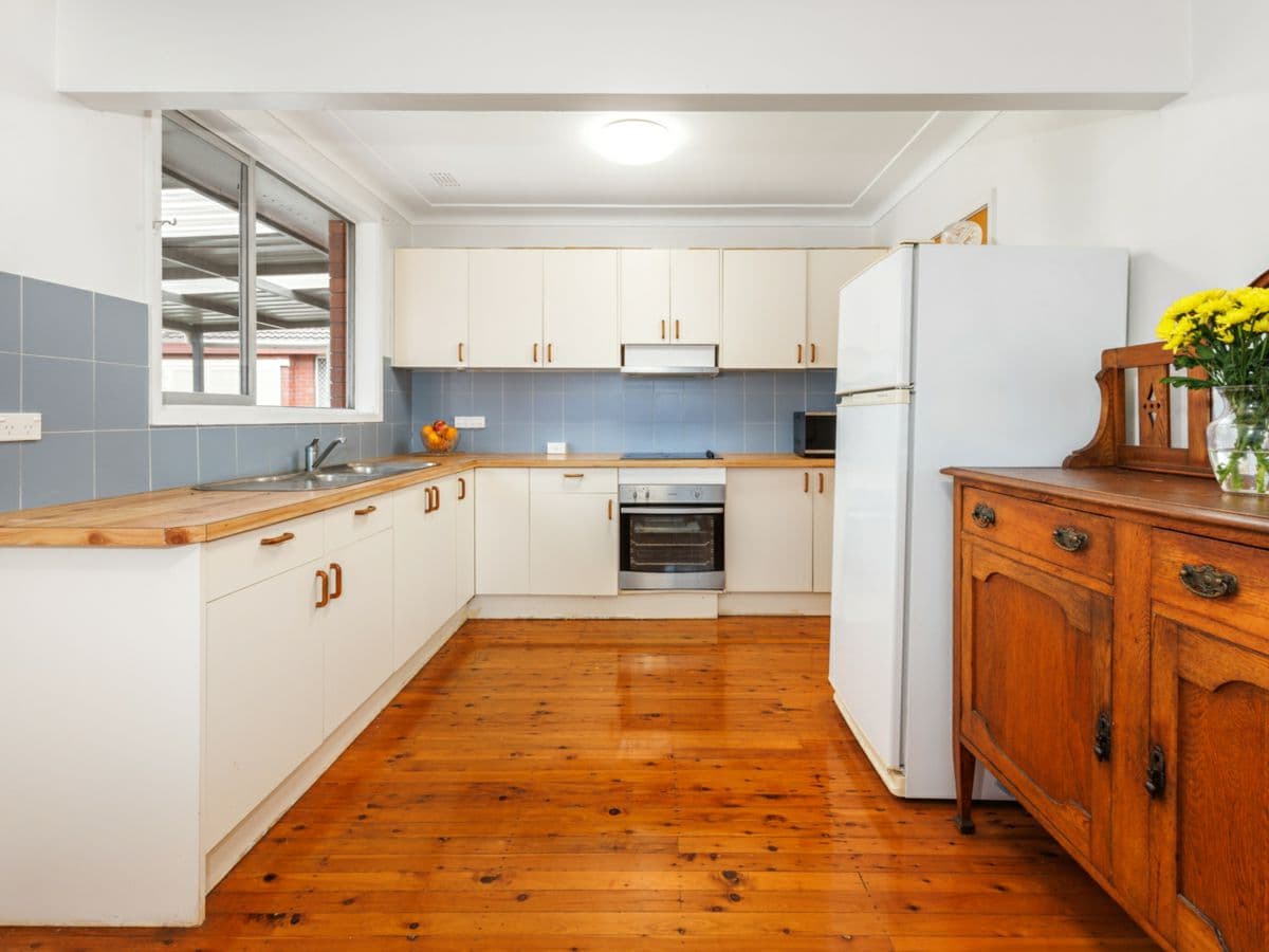 7 Carmen Street, MARSFIELD, Marsfield - Thumbnail 4