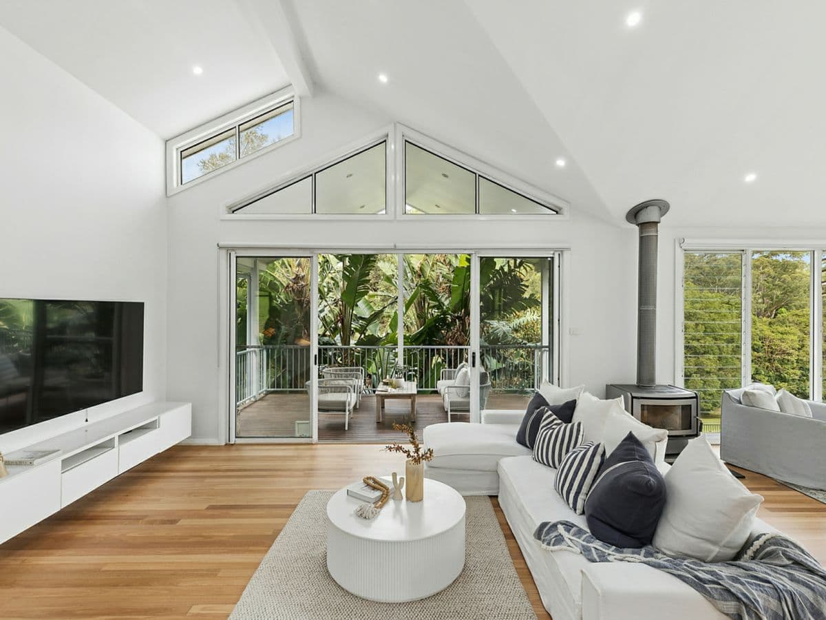16 Brooks Hill Lane, WAMBERAL, Wamberal - Thumbnail 4