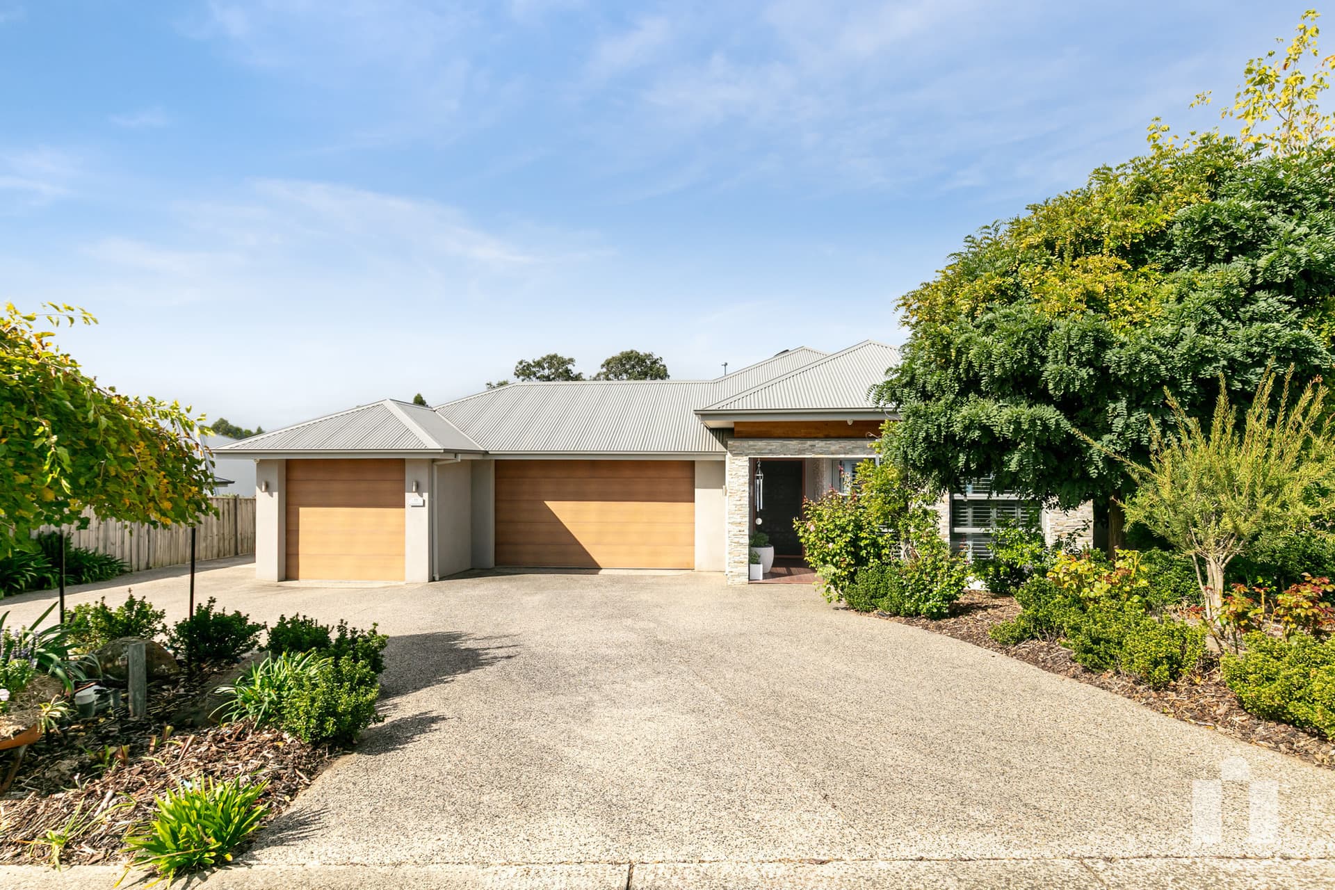 11 Cathedral Rise, Doreen - Thumbnail 2