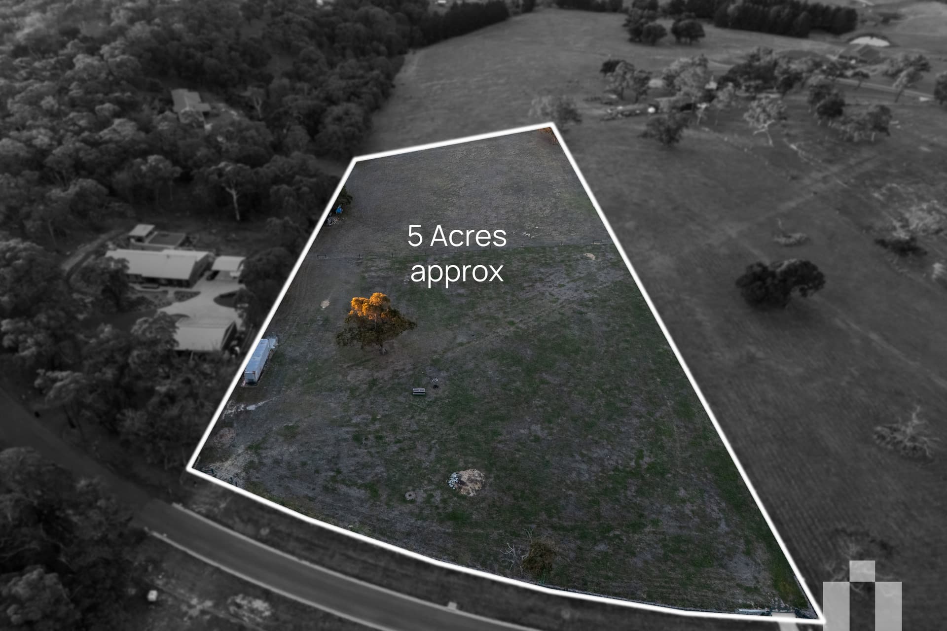 13 Sir Leo Curtis Drive, Wandong - Image 1