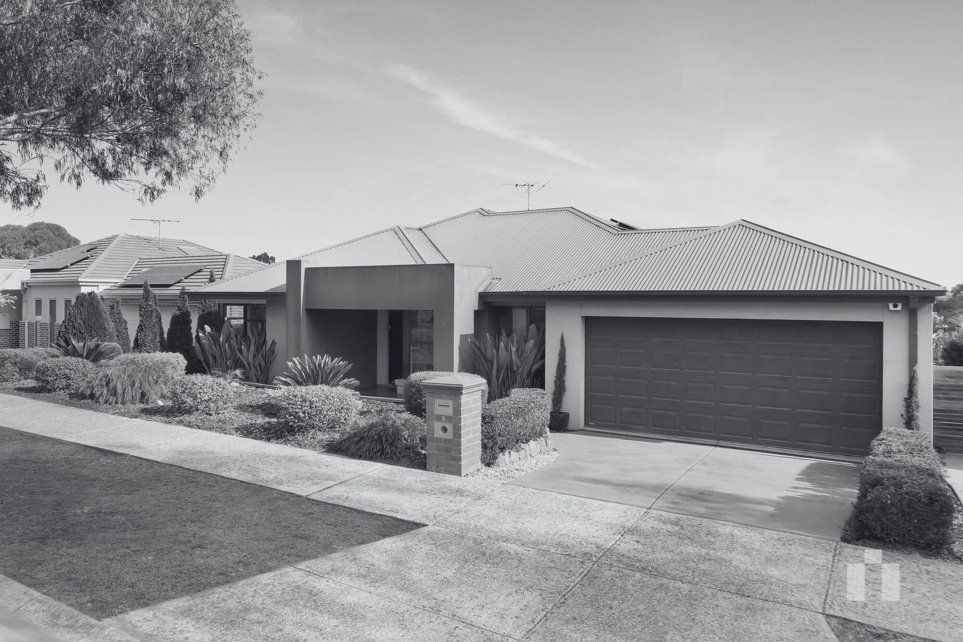5 Baker Way, Doreen - Image 1