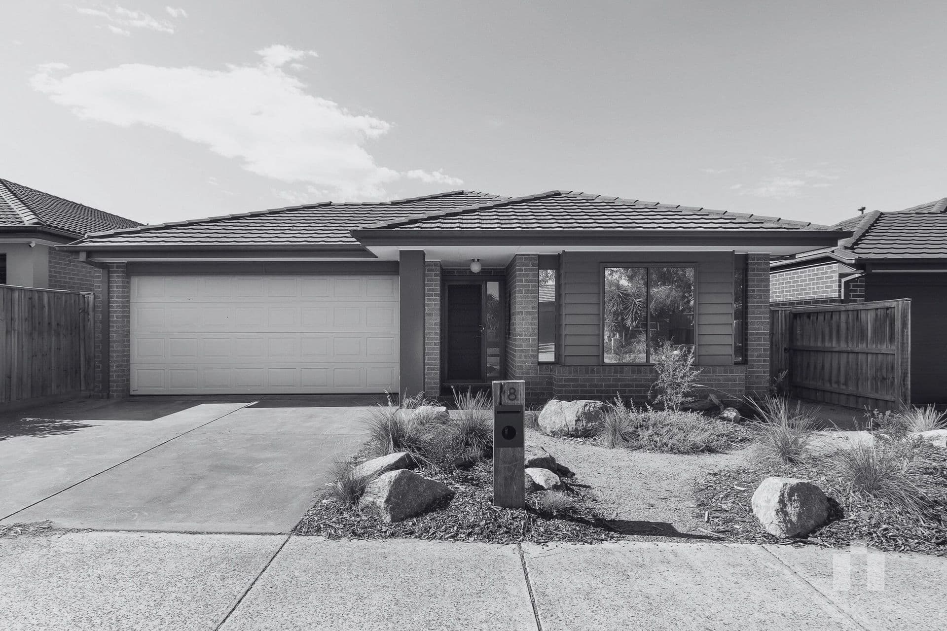 8 Lexington Avenue, Doreen - Image 1
