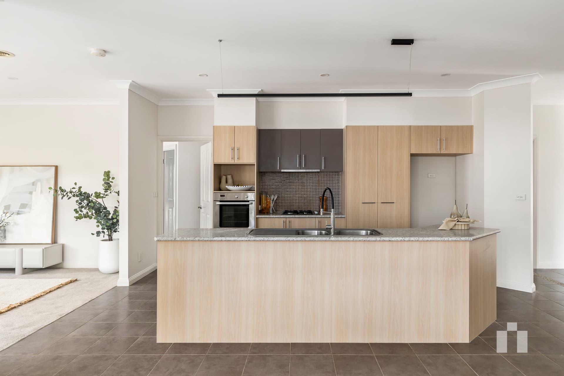 3 Shorthorn Crescent, Doreen - Thumbnail 3