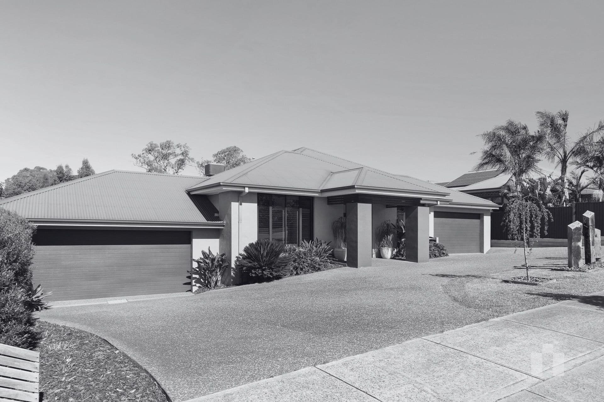 7 Cathedral Rise, Doreen - Image 1