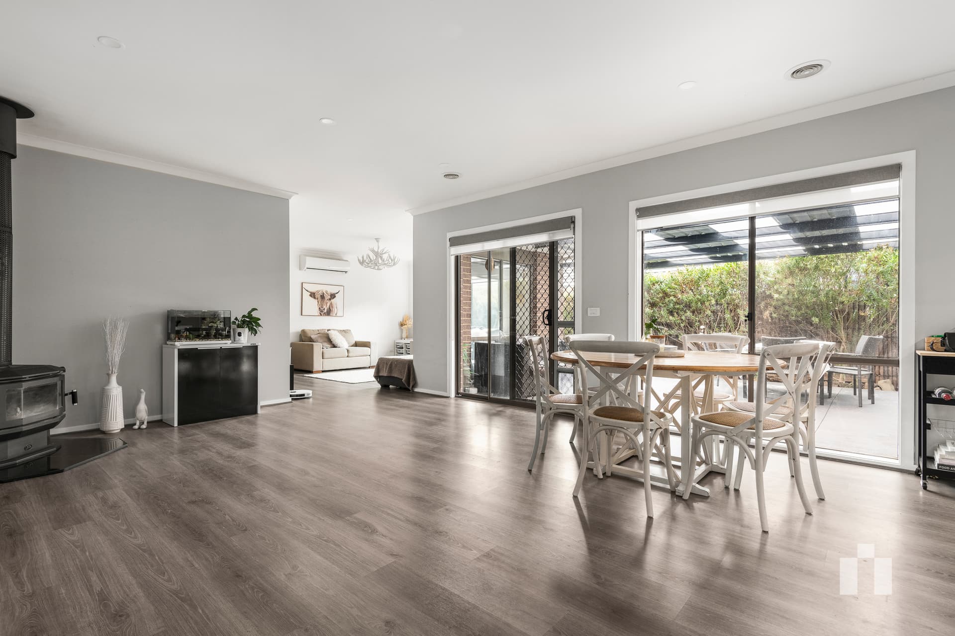 7 Russel Way, Doreen - Thumbnail 4