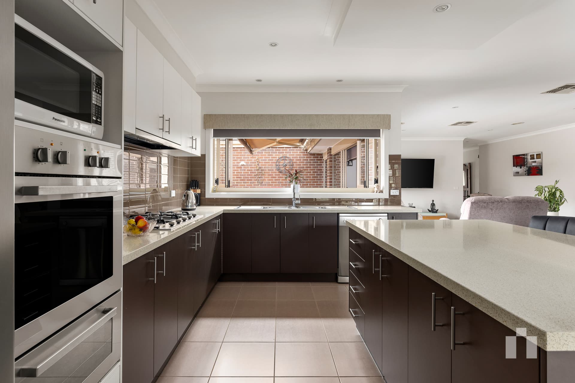 22 Counthan Terrace, Doreen - Thumbnail 3