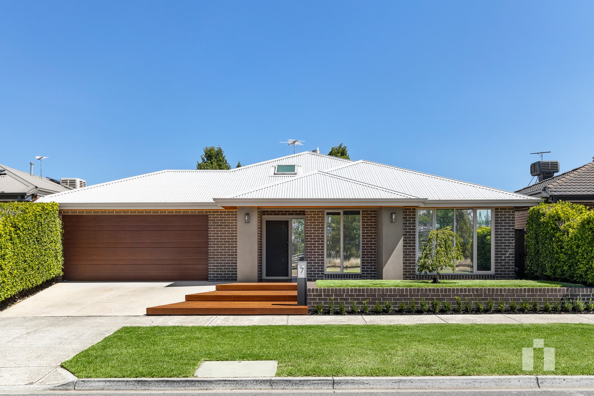 7 Cantera Avenue, Doreen - Thumbnail 2