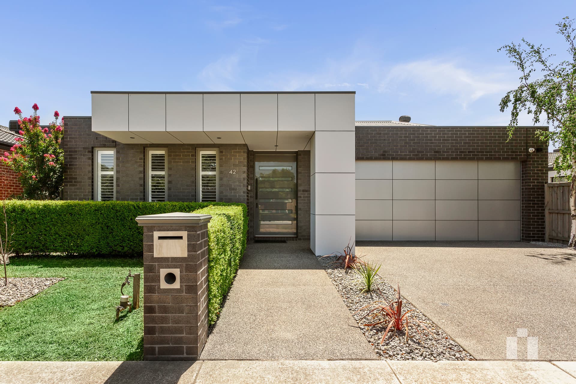 42 Williamsbrook Avenue, Doreen - Thumbnail 2