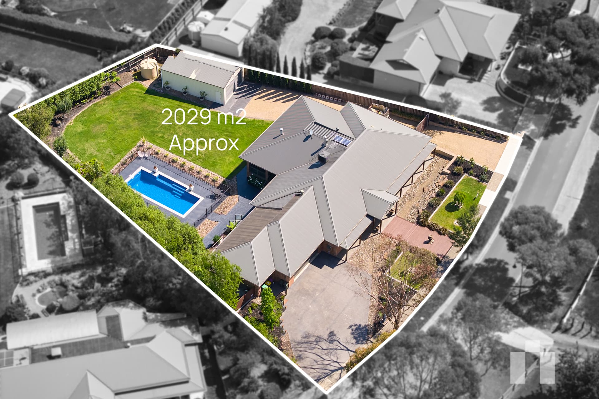 25-27 Laurimar Hill Drive, Doreen - Image 1