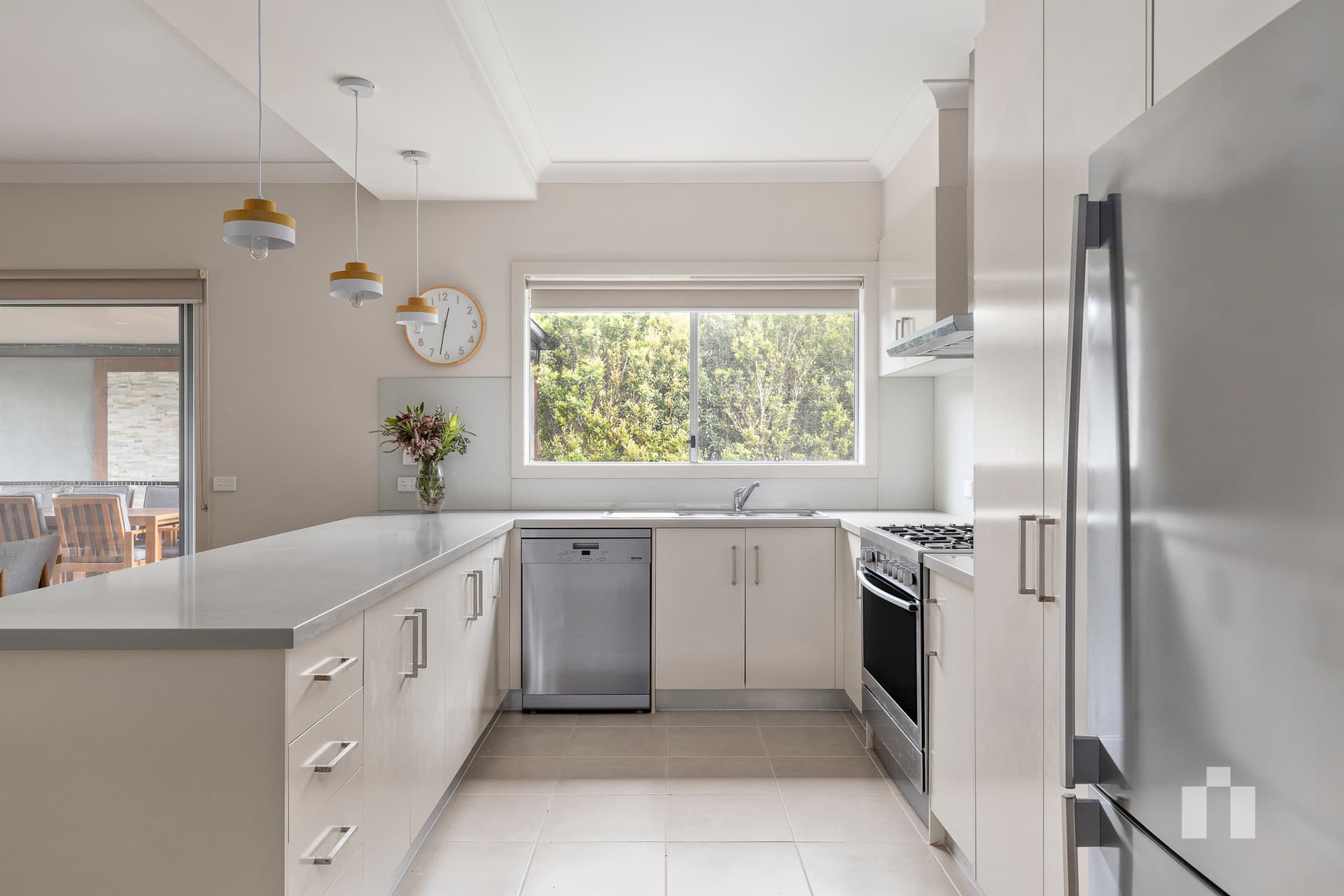 25 Shorthorn Crescent, Doreen - Thumbnail 4