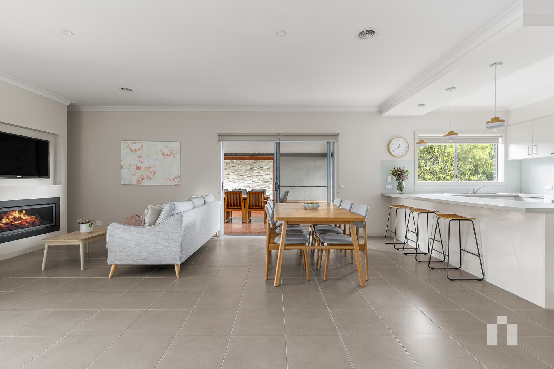 25 Shorthorn Crescent, Doreen - Thumbnail 7