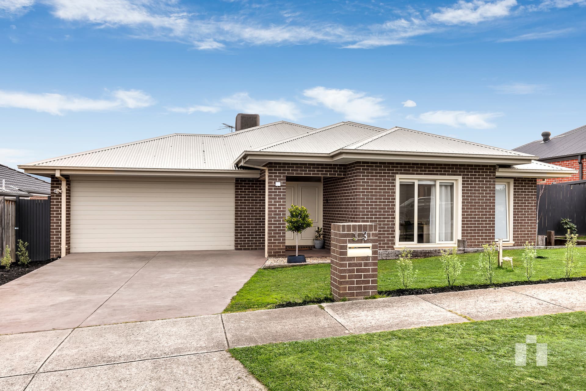 33 Bernard Street, Doreen - Thumbnail 2