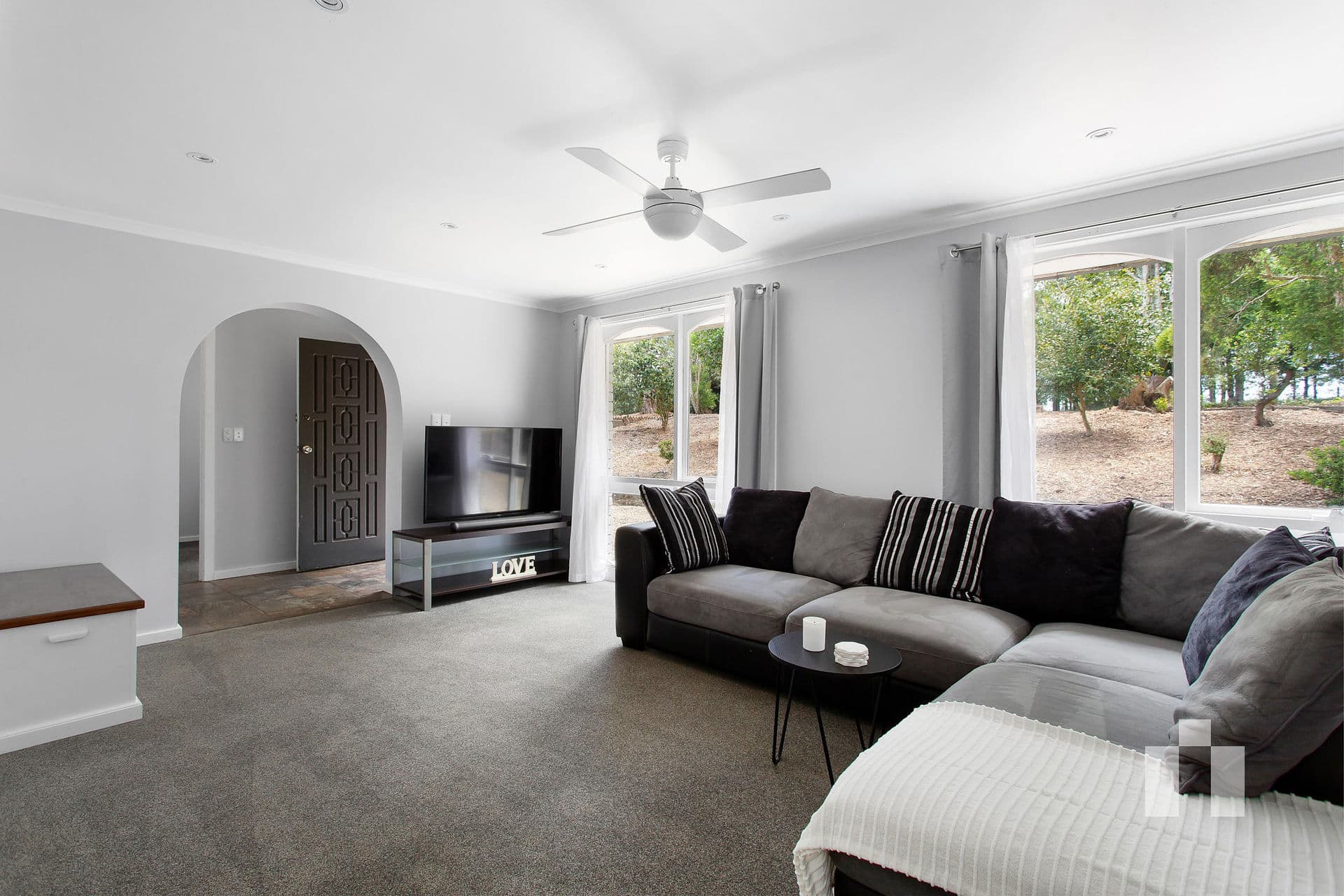16 Captains Creek Road, Kinglake Central - Thumbnail 3