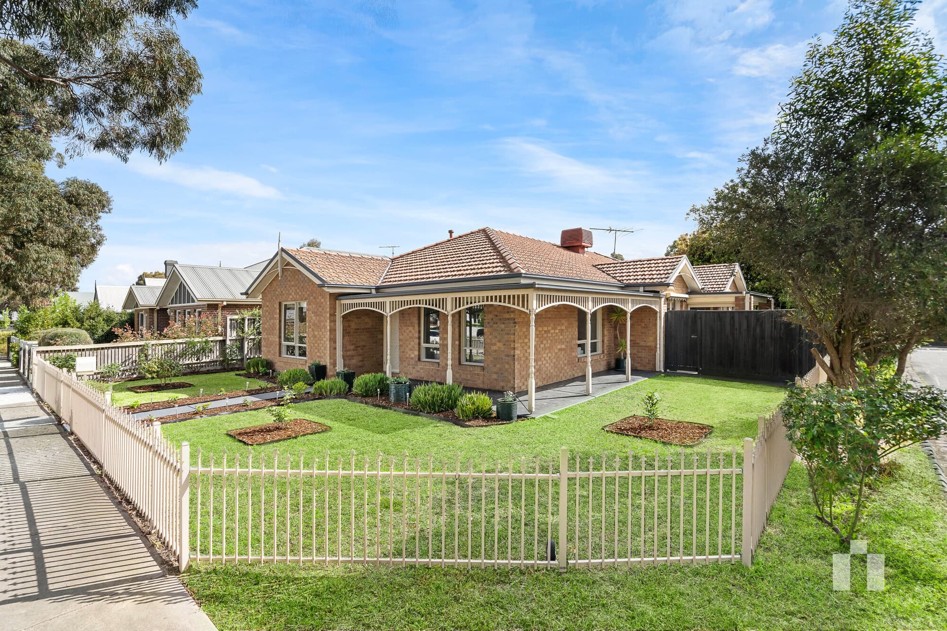 56 Warrawong Circuit, Doreen - Thumbnail 2