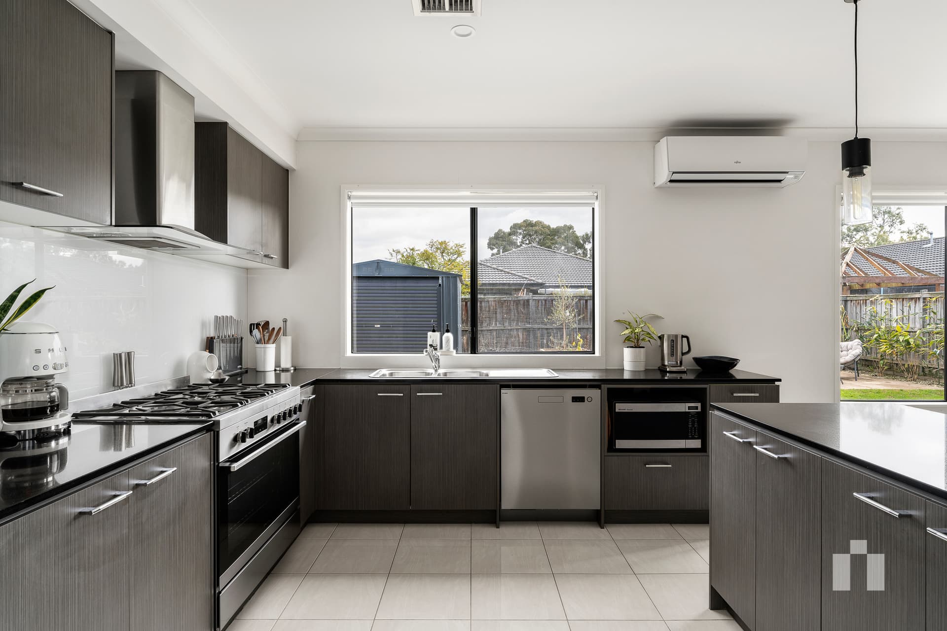 27 Waterway Boulevard, Doreen - Thumbnail 3