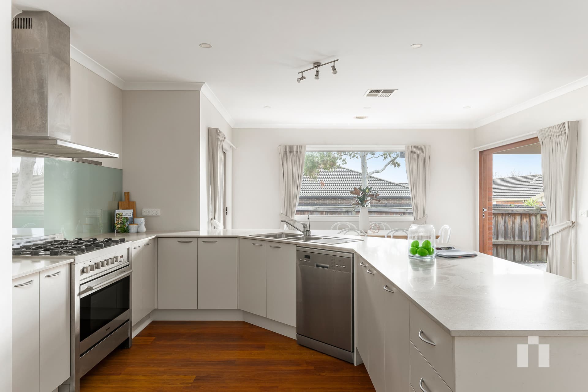 33 Senecio Drive, Doreen - Thumbnail 4