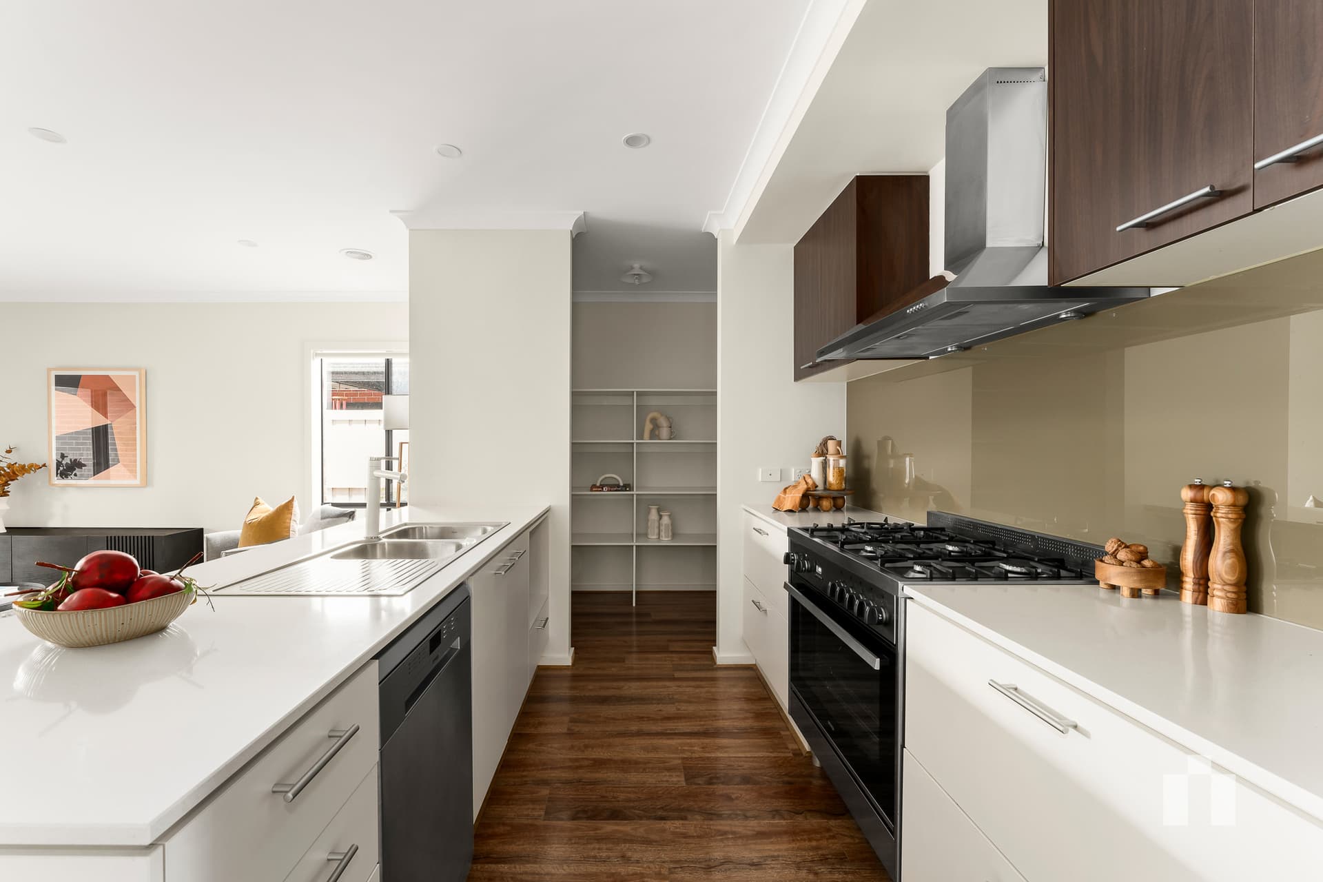 10 Sherwood Way, Doreen - Thumbnail 3