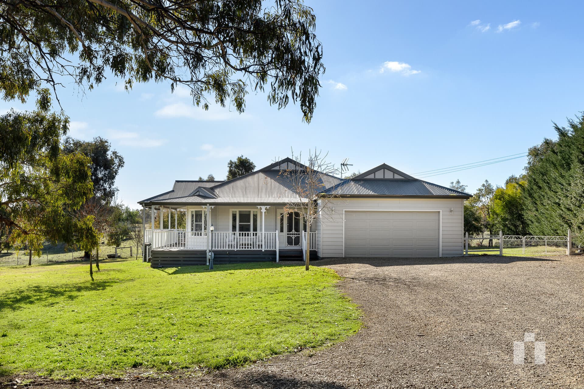 31 Browns Lane, Pyalong - Thumbnail 2