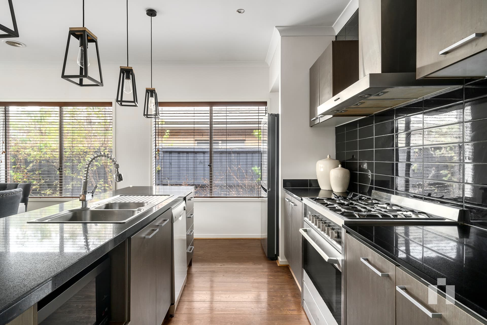 19 Bronte Crescent, Doreen - Thumbnail 3