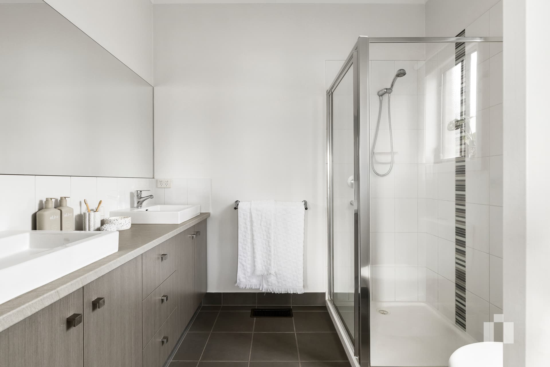 217 Painted Hills Road, Doreen - Thumbnail 8
