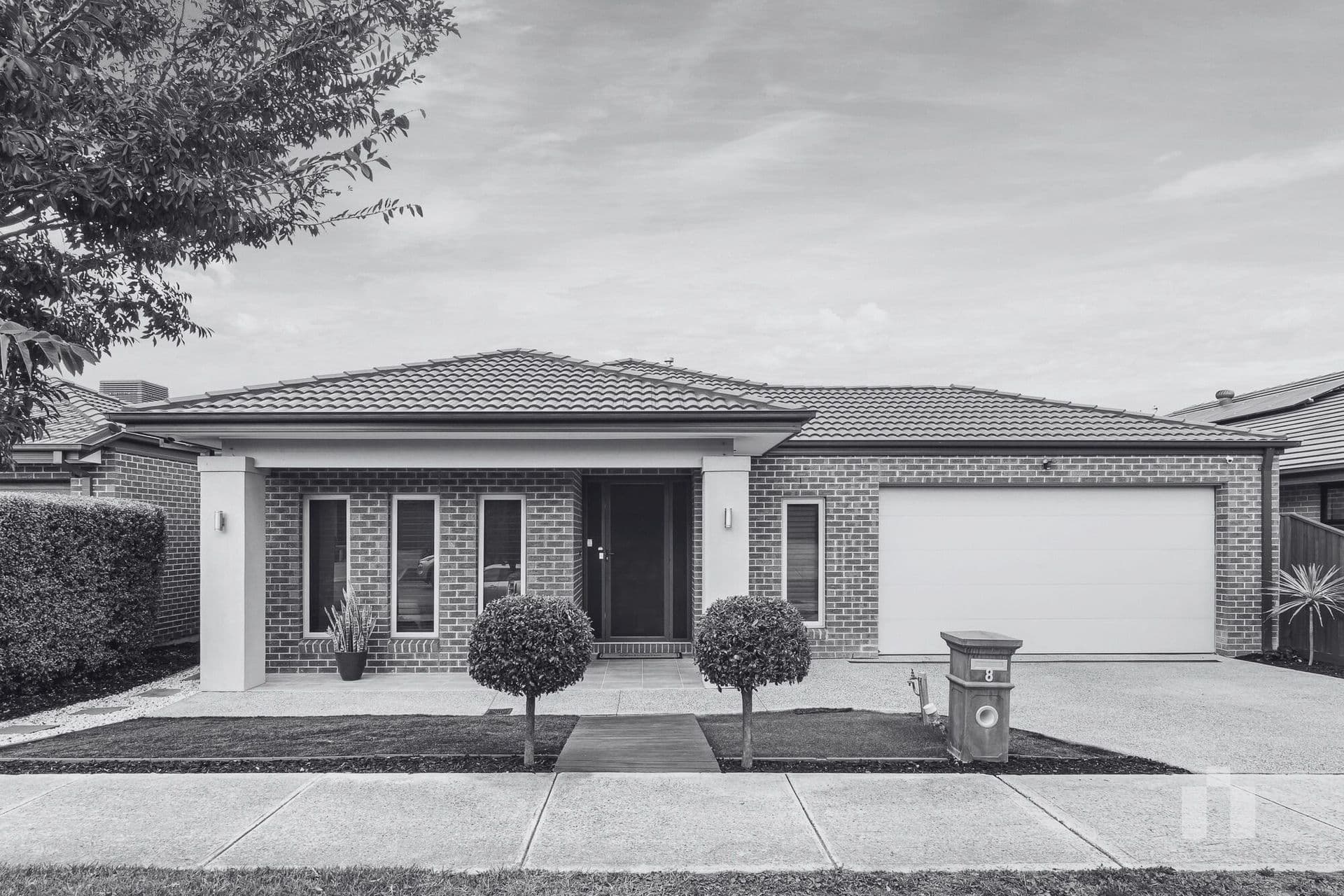 8 Divagate Avenue, Doreen - Image 1