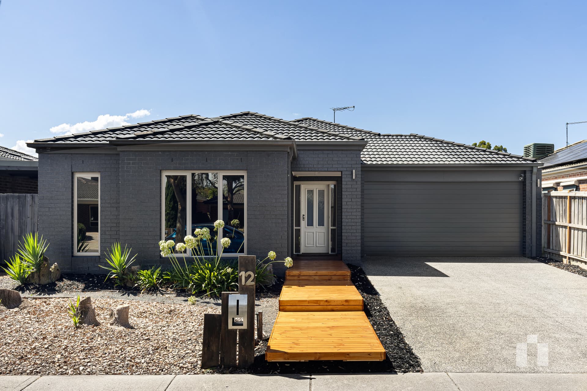 12 Abbotswood Road, Doreen - Thumbnail 2