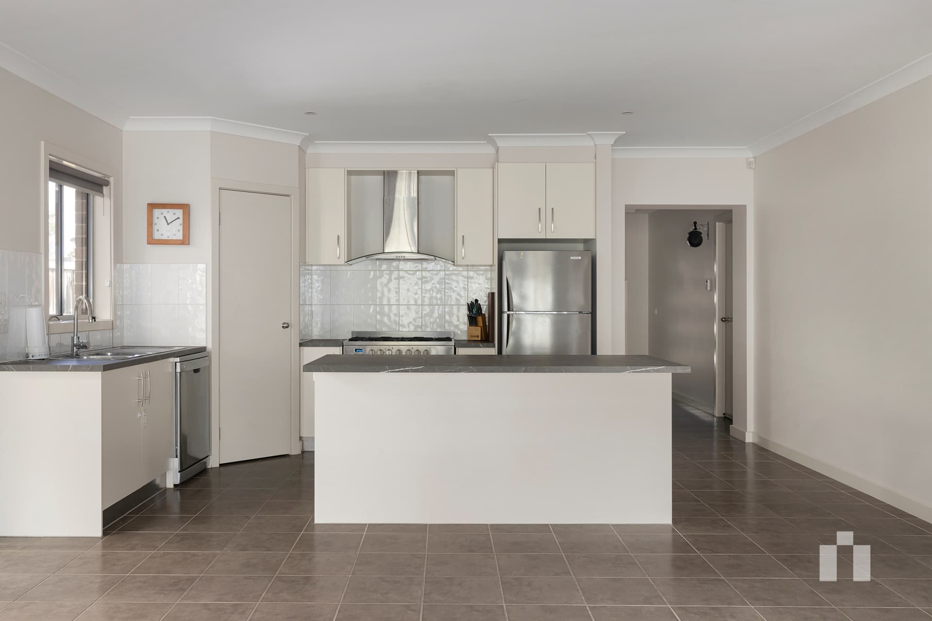 19 Bower Way, Doreen - Thumbnail 3