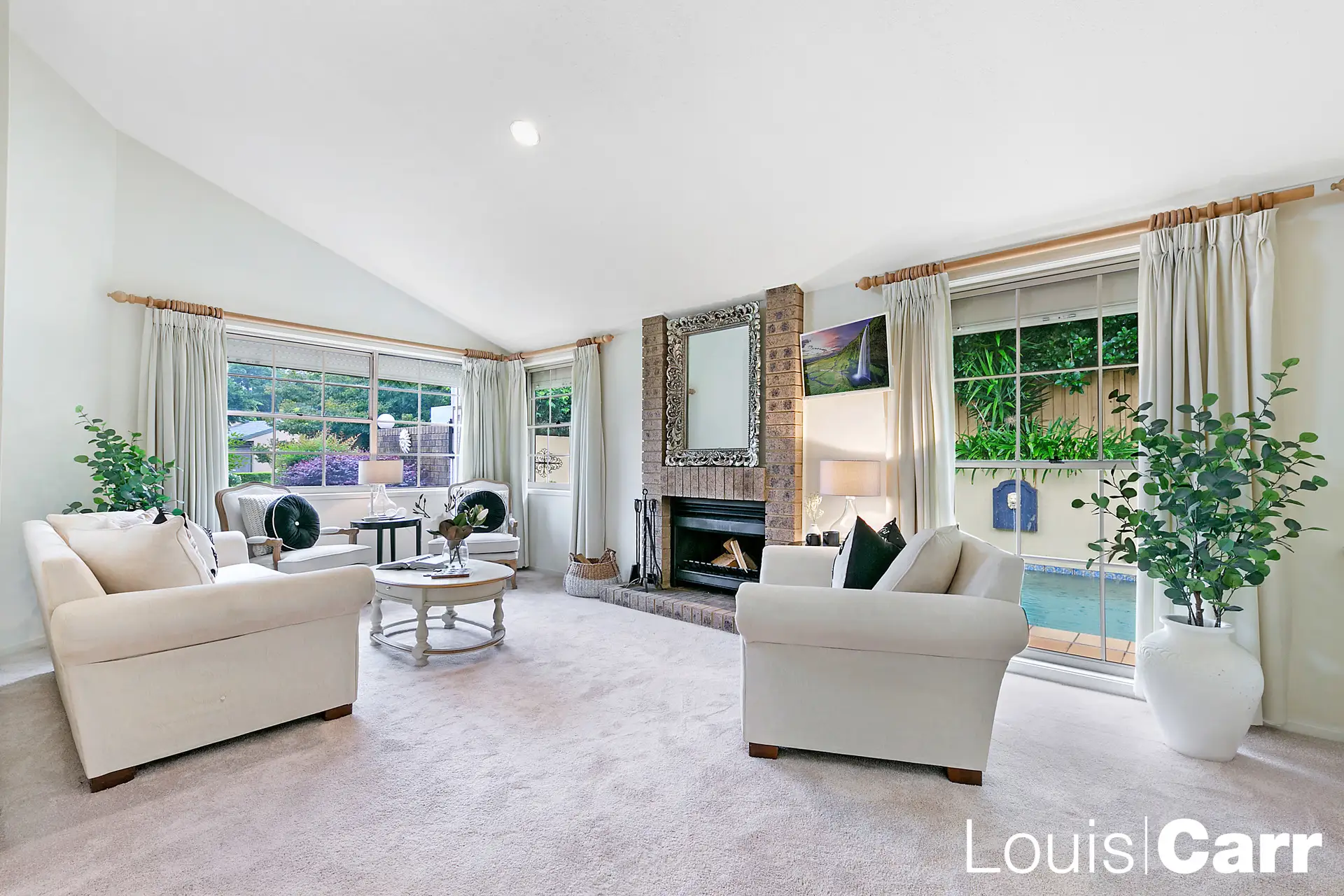 7 Fairgreen Place, Castle Hill NSW, Castle Hill - Thumbnail 2