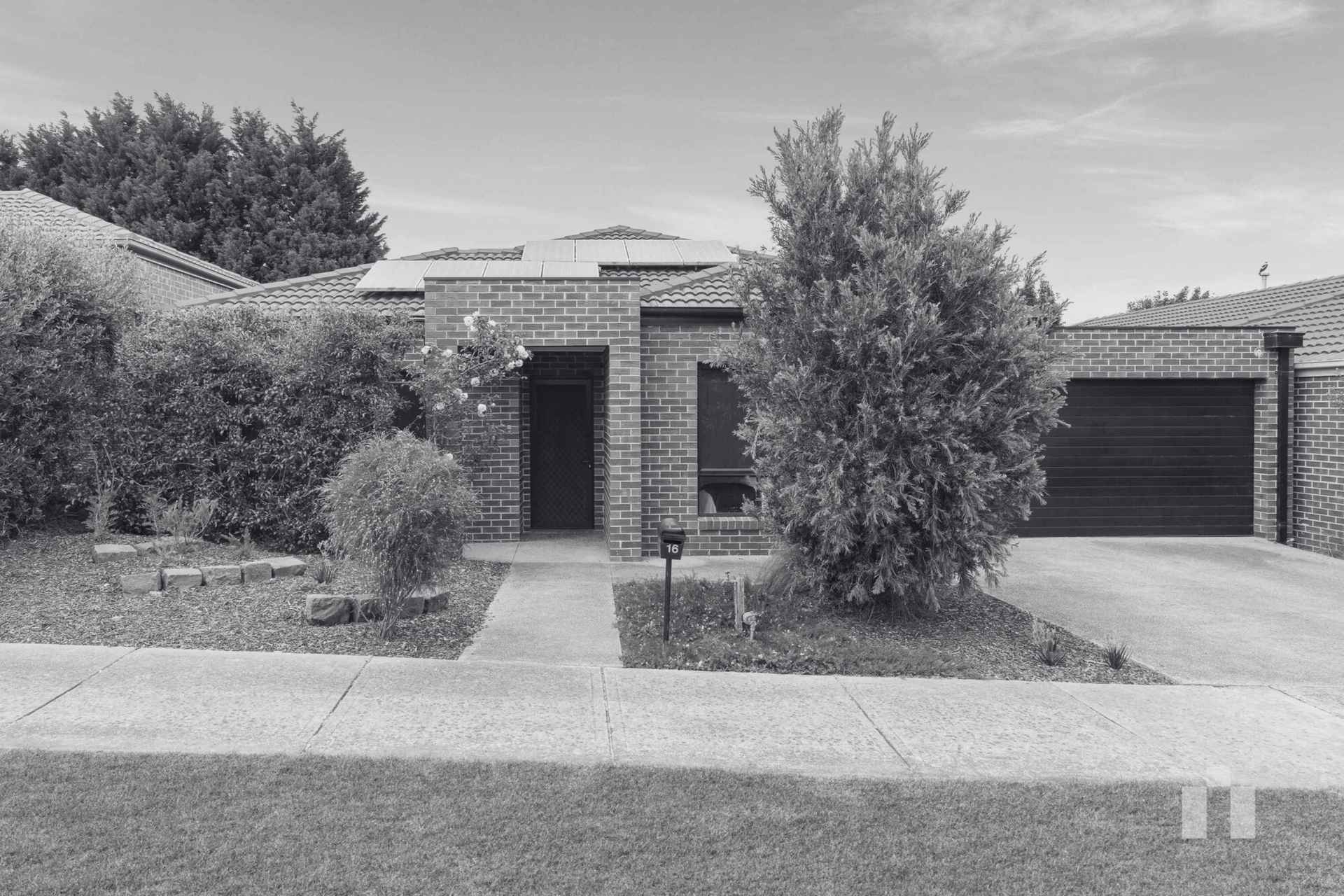 16 Nancarrow Drive, Doreen - Image 1