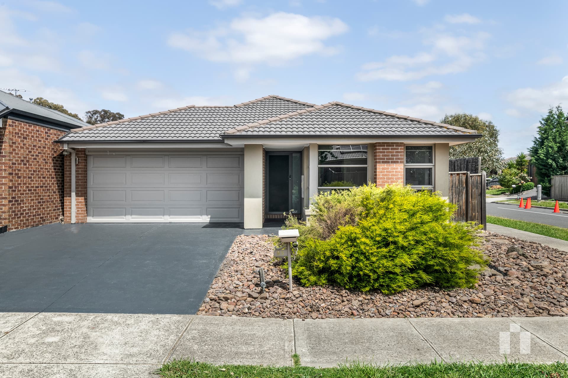 93 Brinkhill  Drive, Mernda - Thumbnail 2
