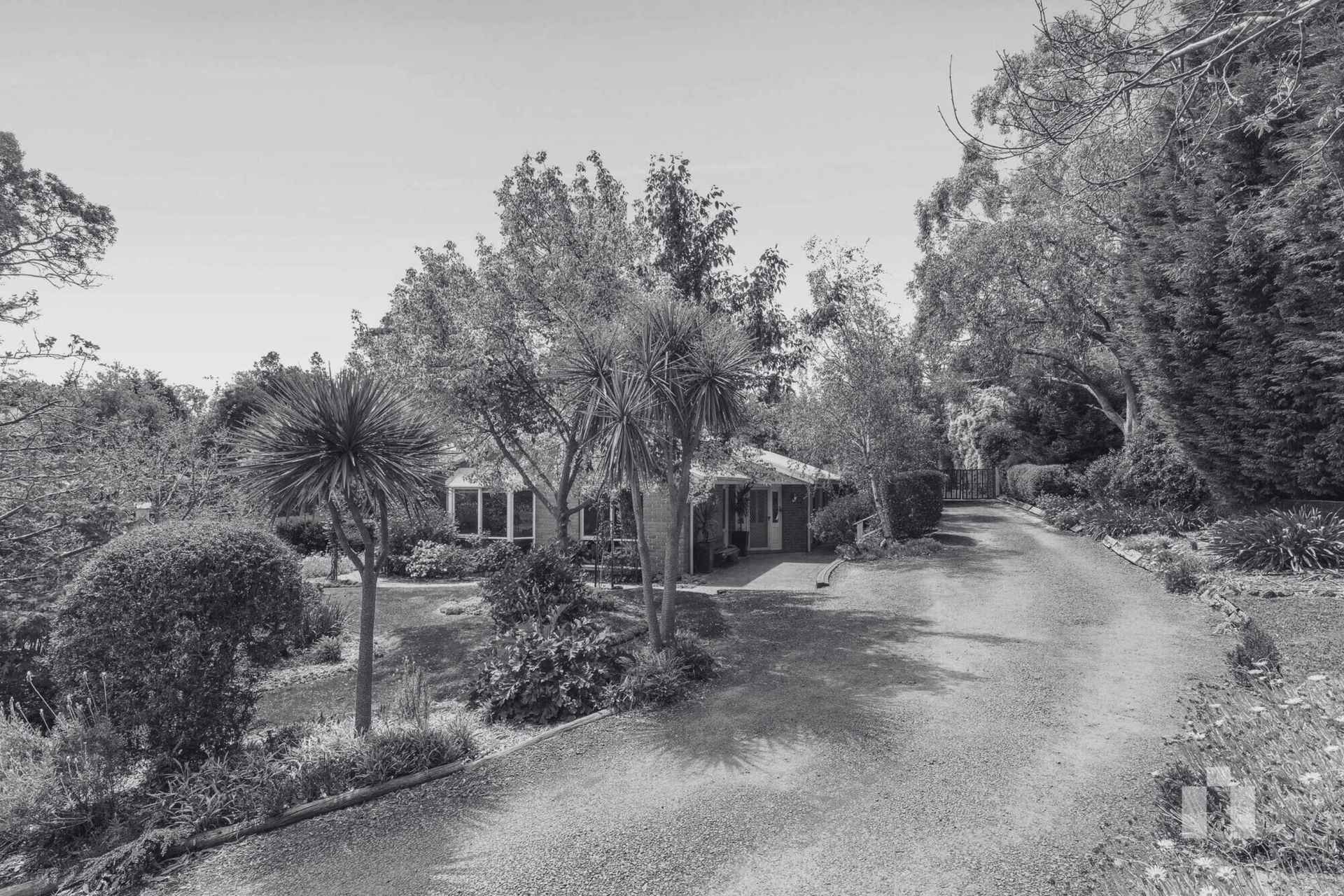 34 Station Avenue, Heathcote Junction - Image 1