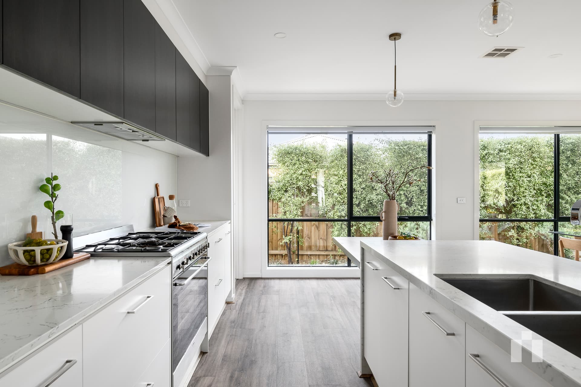 9 Holcombe Court, Doreen - Thumbnail 3