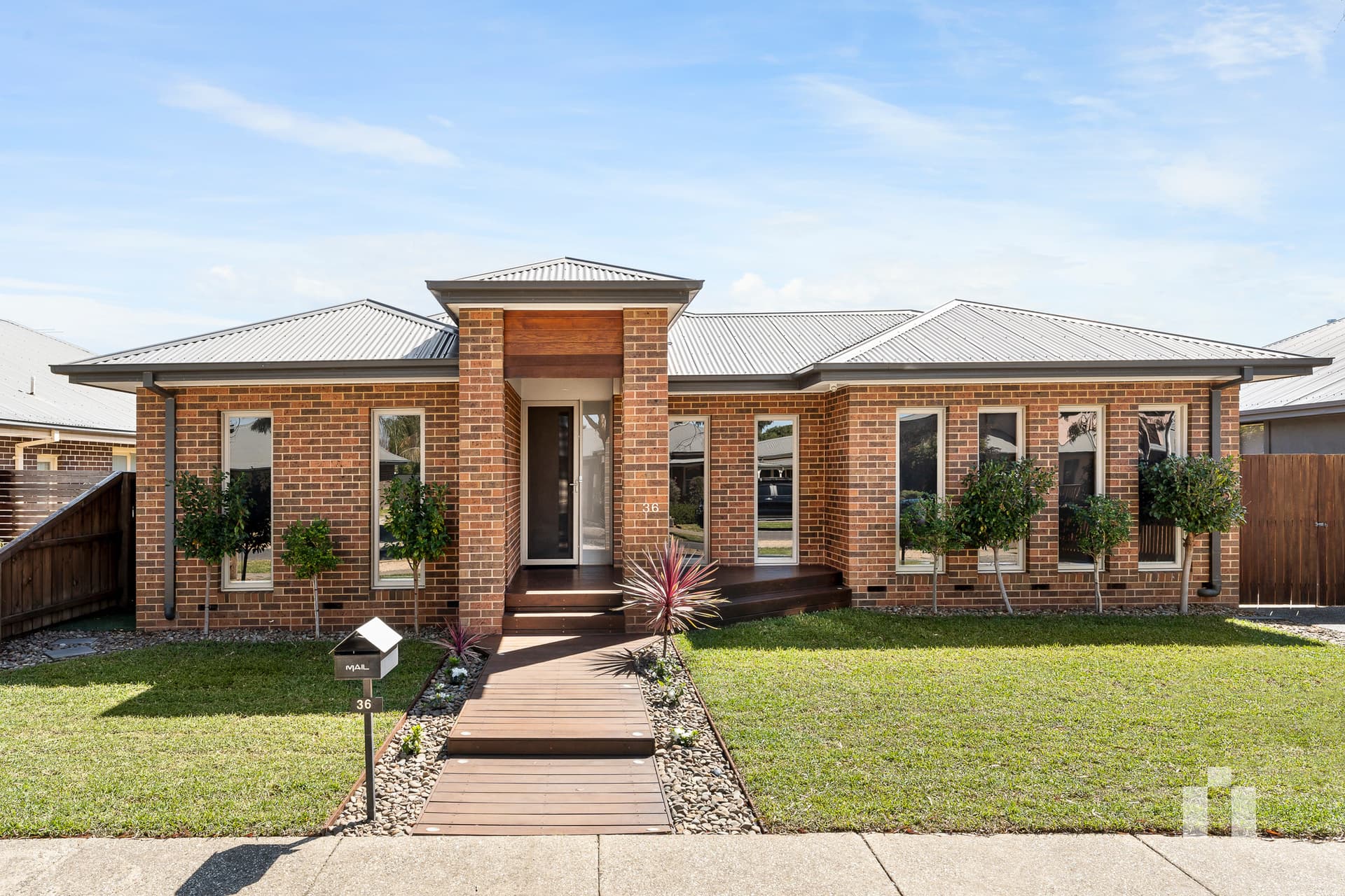 36 Warrawong Circuit, Doreen - Thumbnail 2