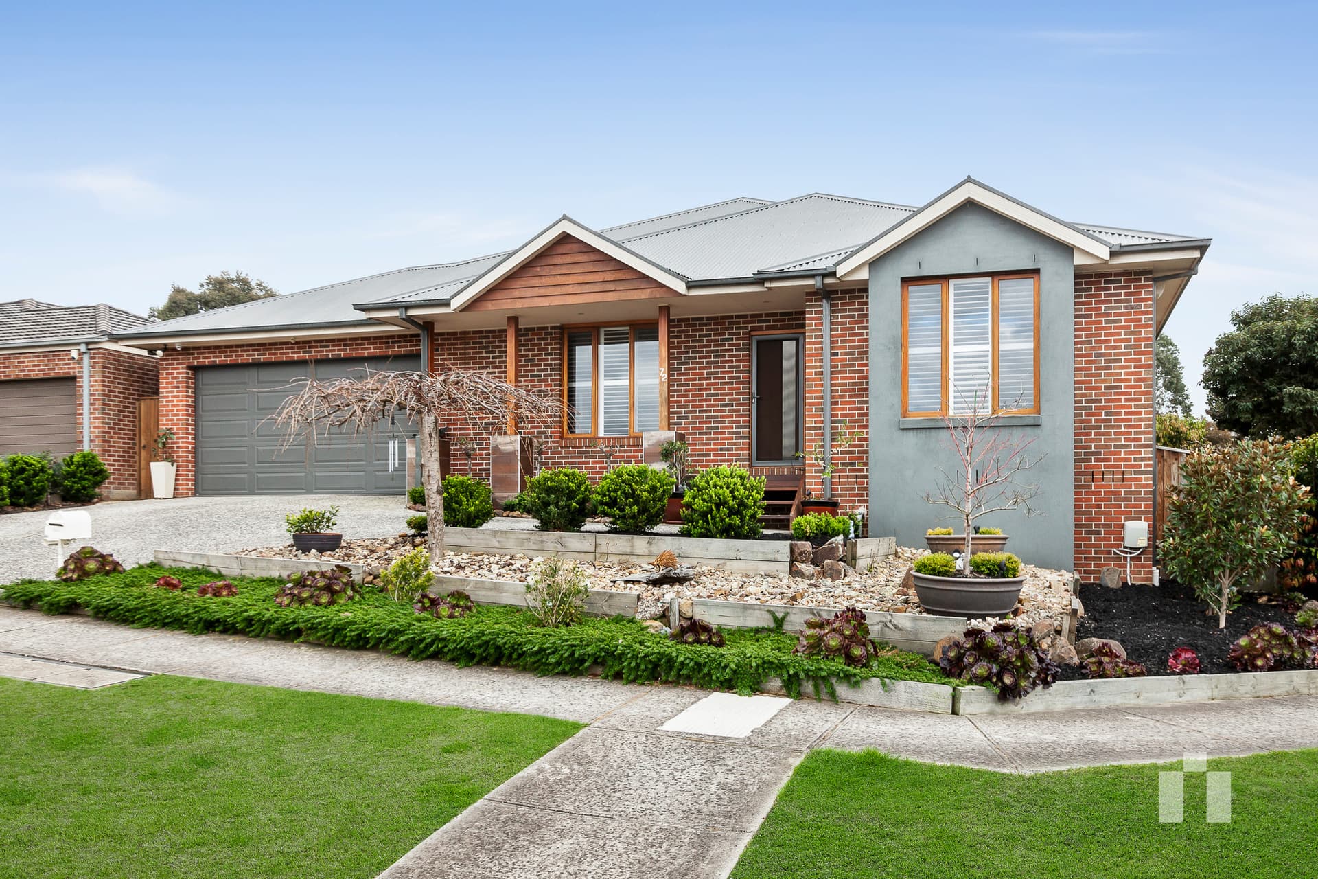72 Eliot Avenue, Doreen - Thumbnail 2