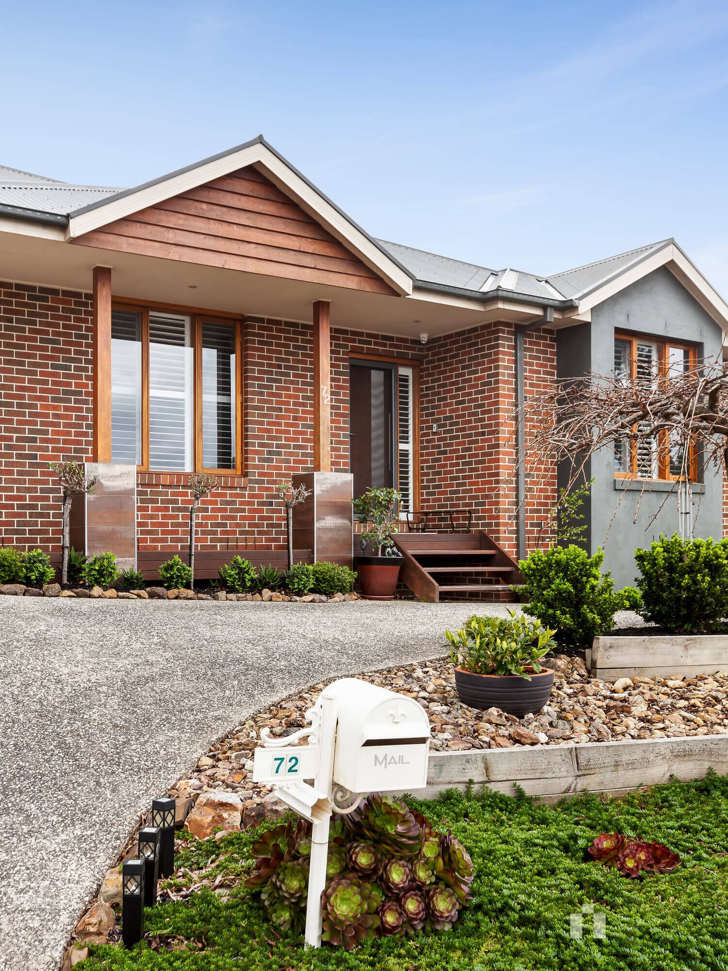 72 Eliot Avenue, Doreen - Thumbnail 3