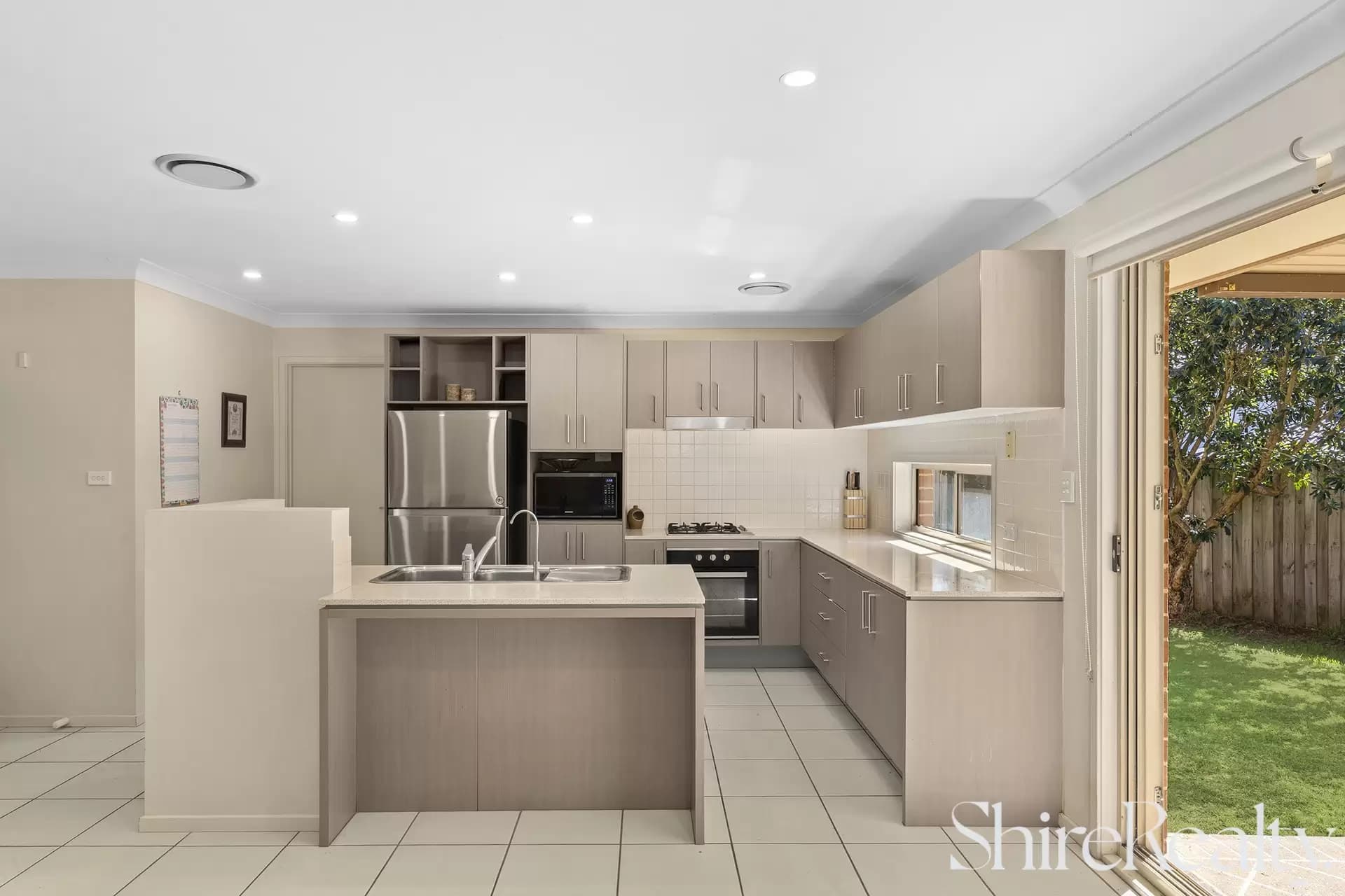 5 Sabal Place, Beaumont Hills, Beaumont Hills - Thumbnail 6