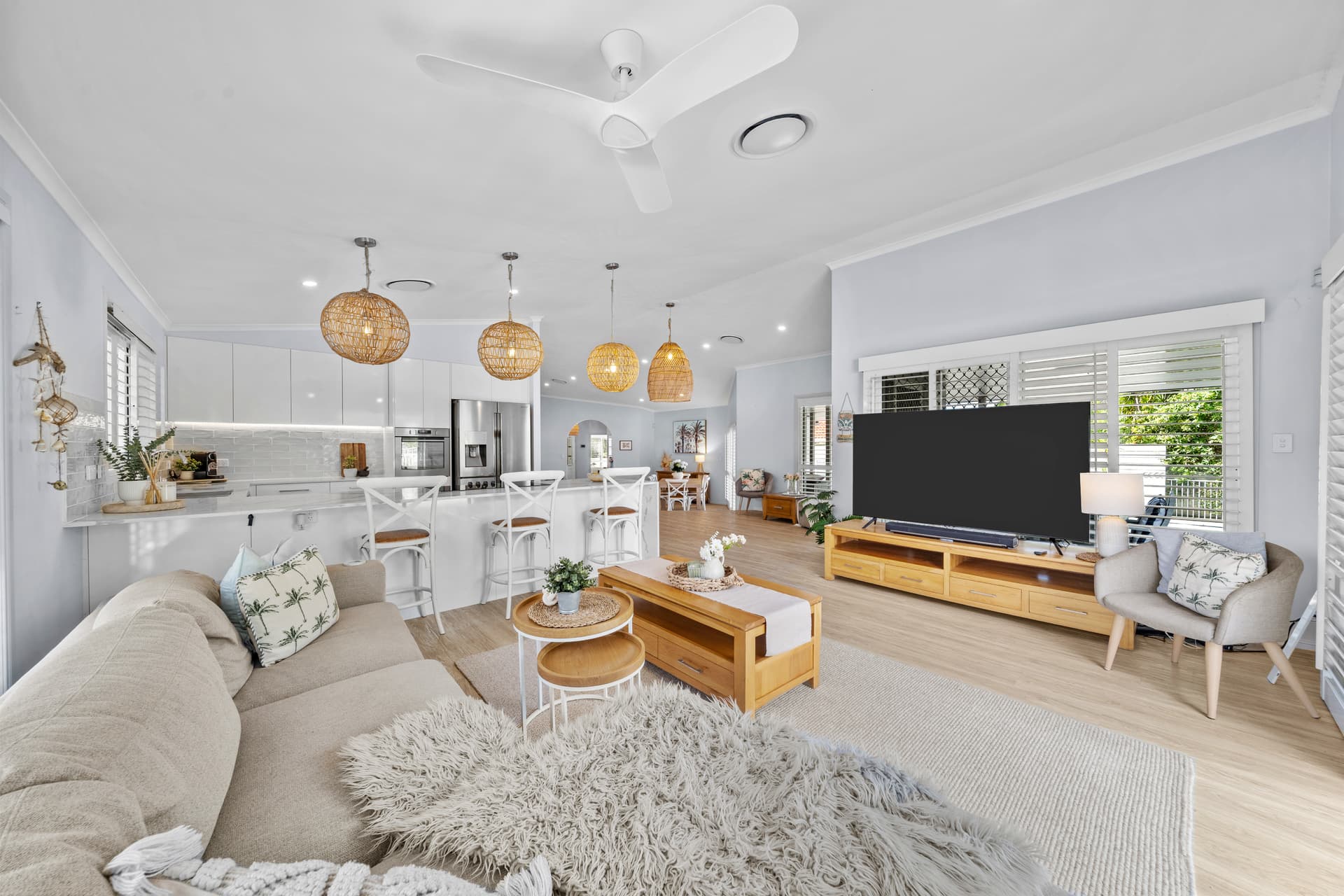9 Sundowner Court, Mermaid Waters, QLD, 4218, Mermaid Waters - Thumbnail 3
