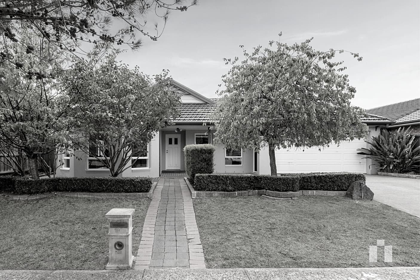 19 Red Angus Crescent, Doreen - Image 1