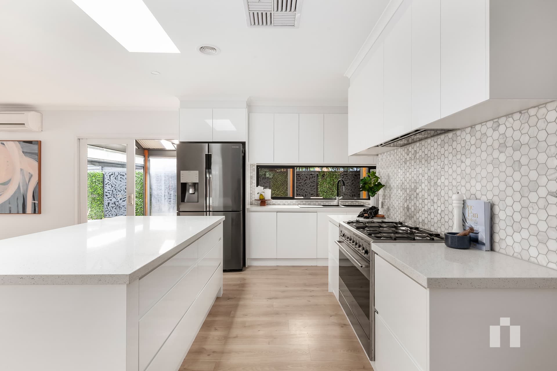 19 Red Angus Crescent, Doreen - Thumbnail 4