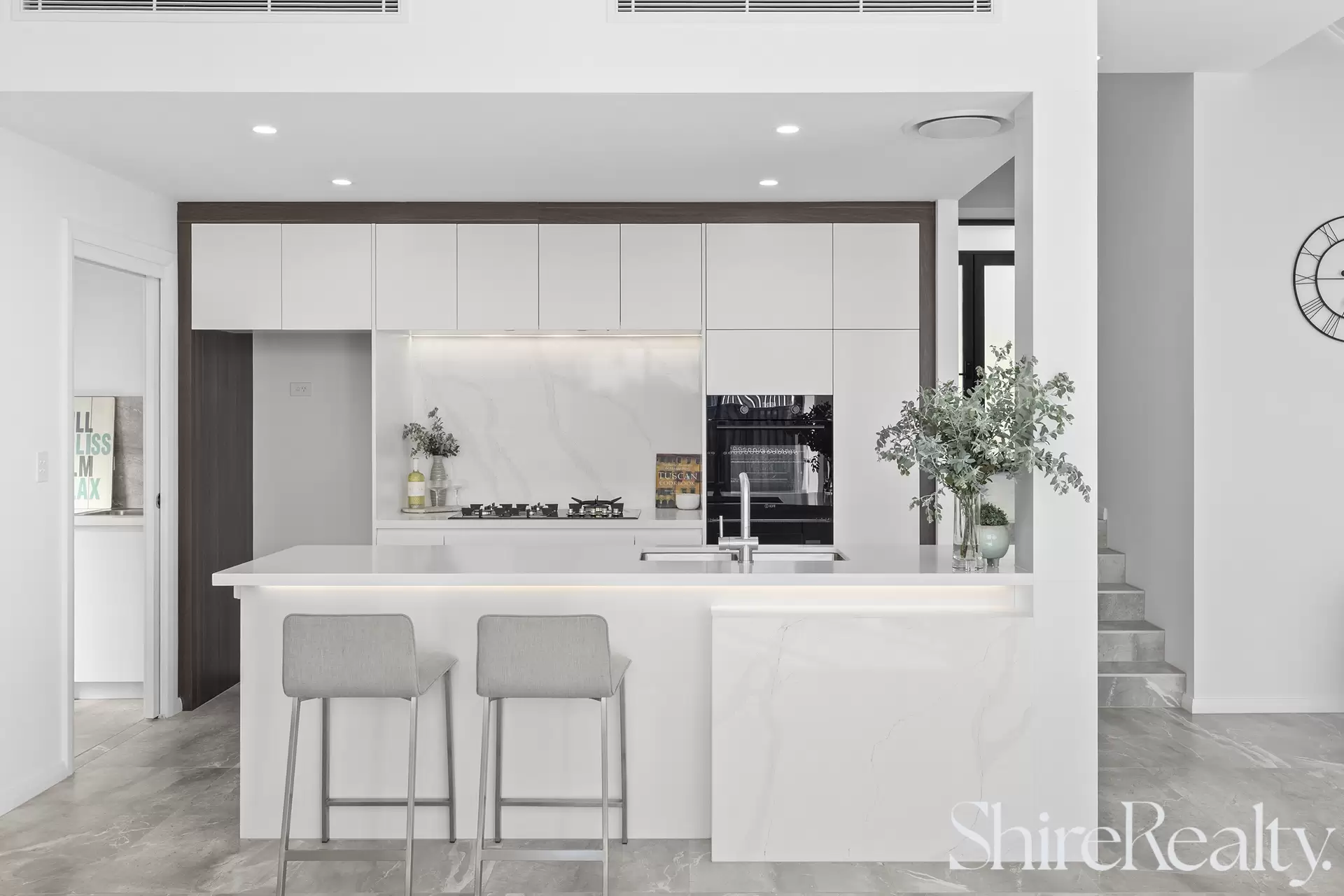 33 Imperial Road, Castle Hill, Castle Hill - Thumbnail 3