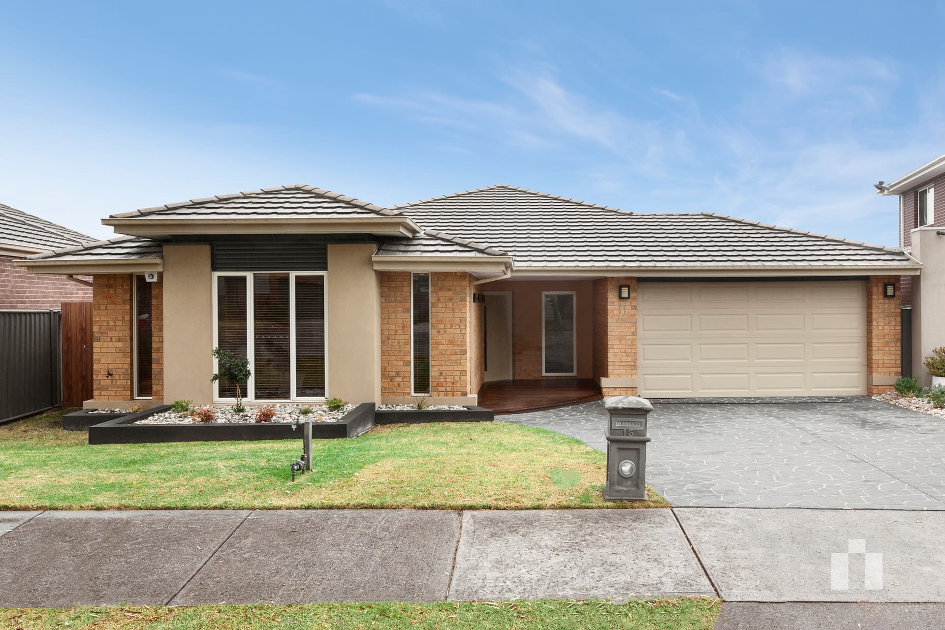 15 Yoemans Drive, Mernda - Thumbnail 2