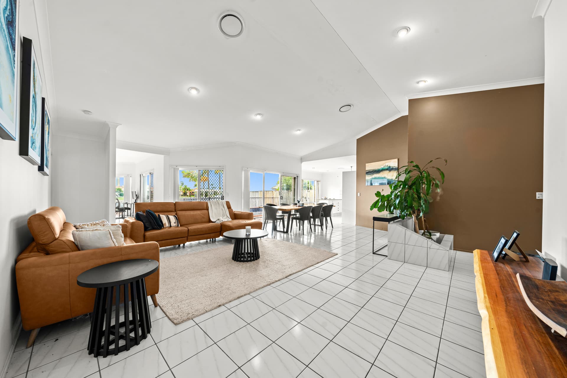 12 Wanneroo Court, Mermaid Waters, QLD, 4218, Mermaid Waters - Thumbnail 8