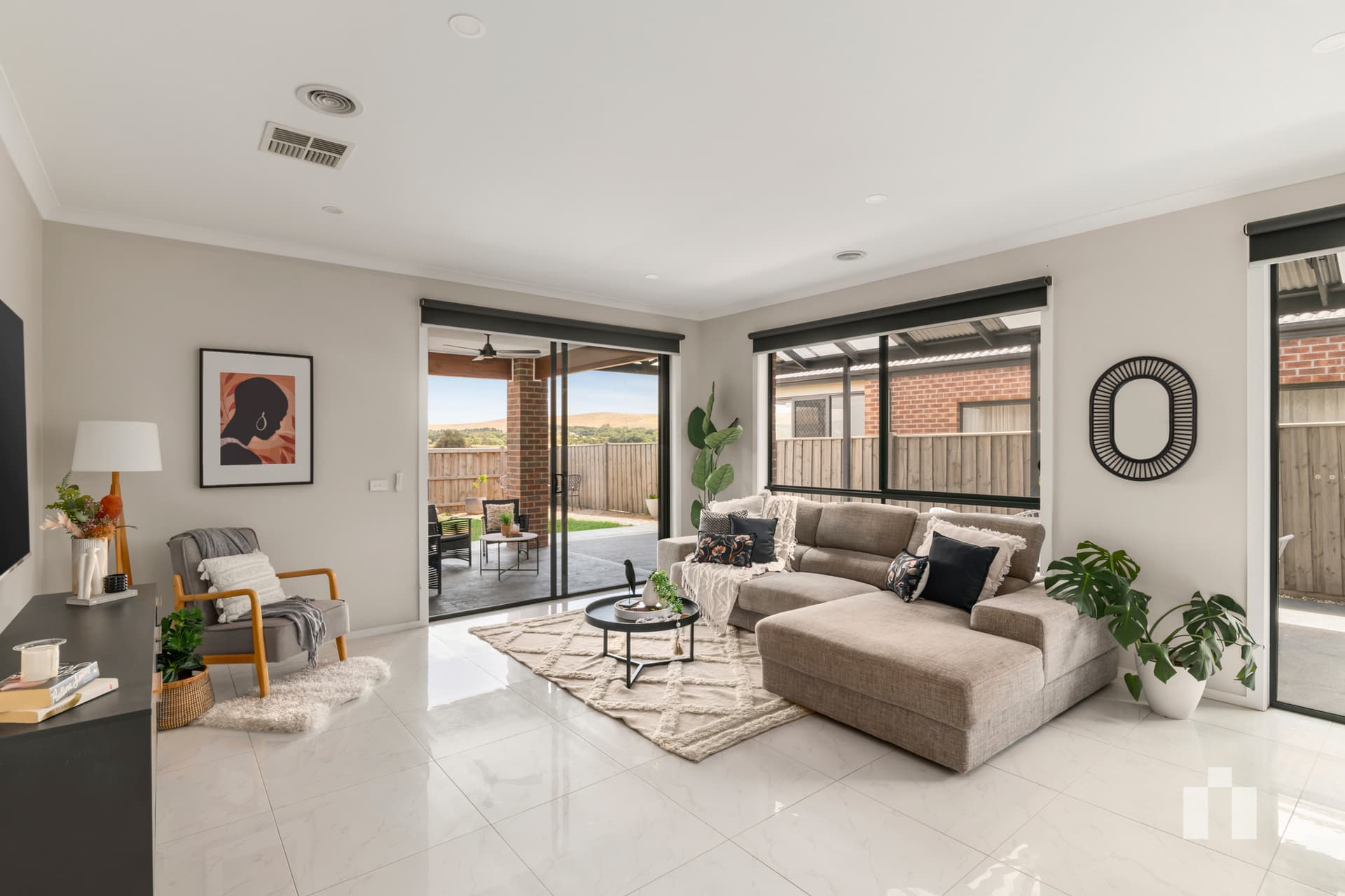 281 Mandalay Circuit, Beveridge - Thumbnail 6