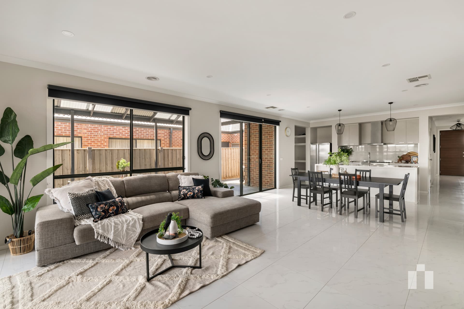 281 Mandalay Circuit, Beveridge - Thumbnail 7