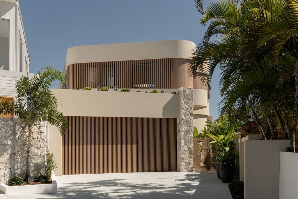 29A Bight Court, Mermaid Waters, QLD, 4218, Mermaid Waters - Thumbnail 2