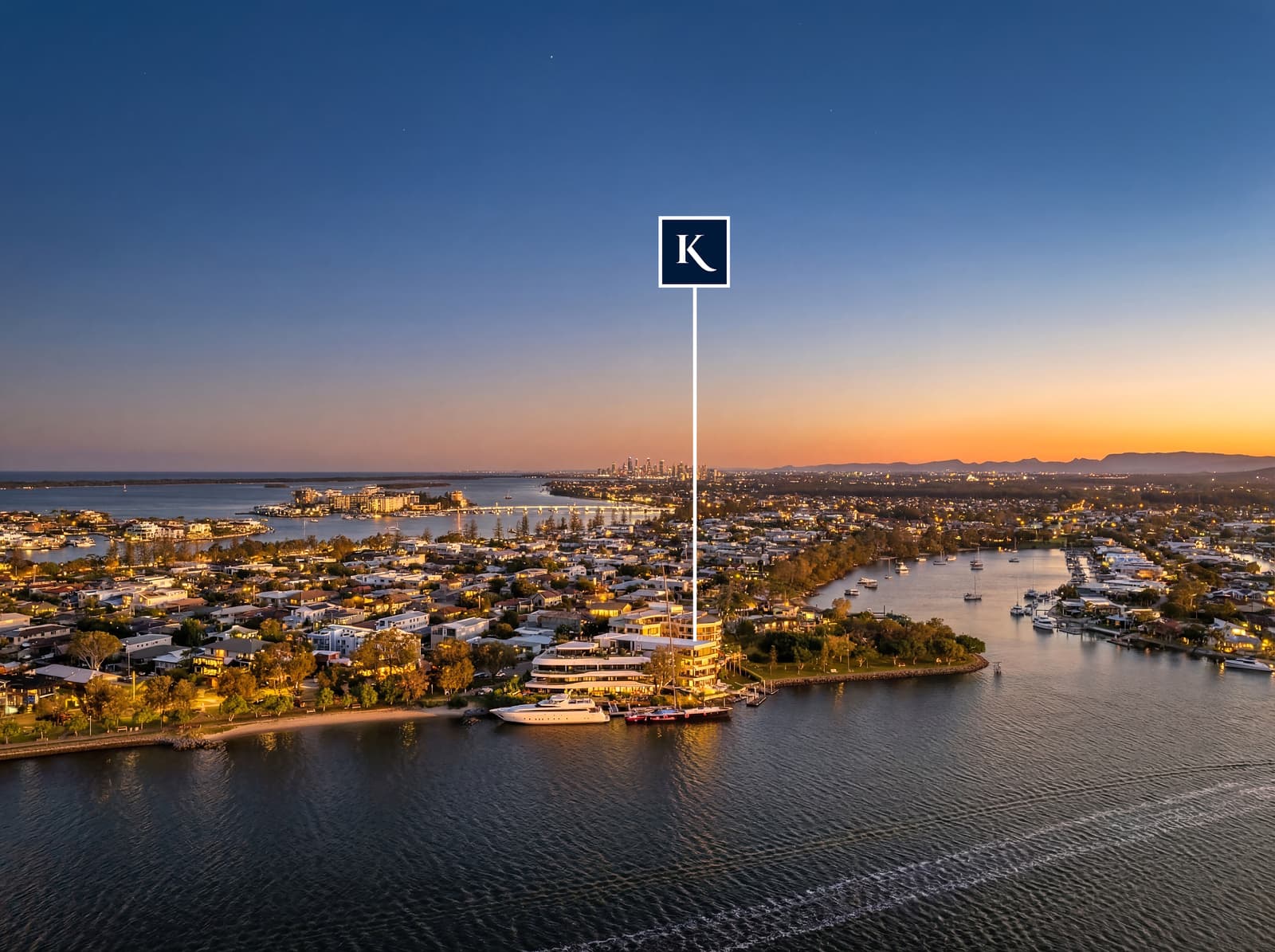 1/4 Paradise Parade, Paradise Point, QLD, 4216, Paradise Point - Thumbnail 2