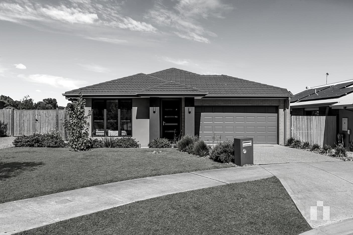 12 Hillcrest Road, Beveridge - Image 1