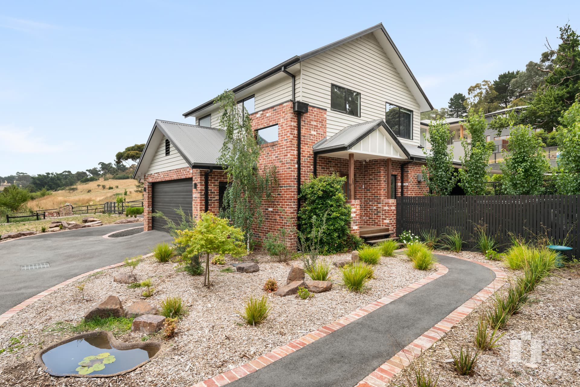 1/1 Lambert Street, Diamond Creek - Thumbnail 2