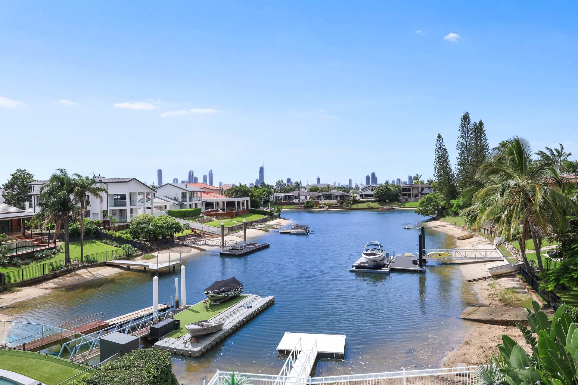 8 Rannock Avenue, Benowa Waters, QLD, 4217, Benowa - Thumbnail 2